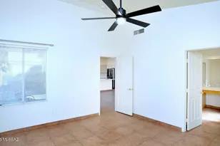 124 S Palace Gardens Dr, Tucson, AZ 85748 - Photo 29