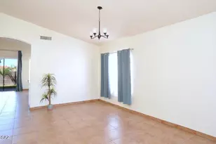 124 S Palace Gardens Dr, Tucson, AZ 85748 - Photo 11