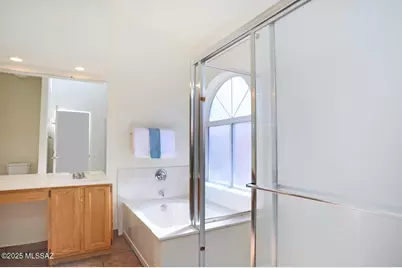 124 S Palace Gardens Drive, Tucson, AZ 85748 - Photo 31