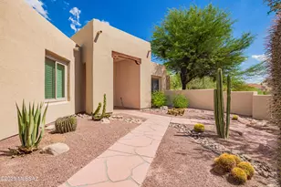 1043 W Saddlehorn Dr, Oro Valley, AZ 85704 - Photo 3