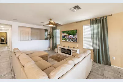 6251 S Reed Bunting Drive, Tucson, AZ 85757 - Photo 3