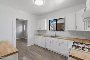 420 E Speedway Blvd, Tucson, AZ 85705 - Photo 9