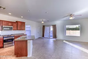 10817 E Sanctuary Ridge Ln, Tucson, AZ 85747 - Photo 13