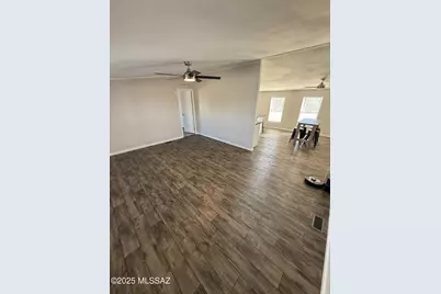 30207 E Slater Lane, Marana, AZ 85658 - Photo 15