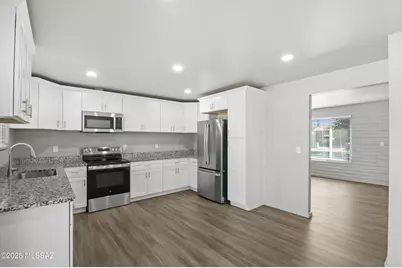 8415 E Calexico Street, Tucson, AZ 85730 - Photo 9