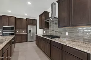 12779 E Tortoise Pointe Dr, Vail, AZ 85641 - Photo 9