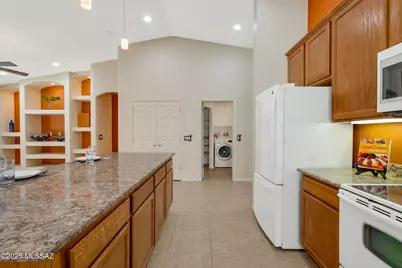 631 W Aspenwood Street, Green Valley, AZ 85614 - Photo 9