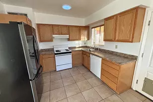 2742 N Fair Oaks Ave, Tucson, AZ 85712 - Photo 9
