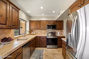 1558 E Bright Angel Dr, Oro Valley, AZ 85755 - Photo 13