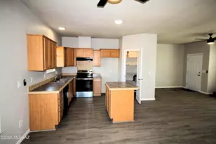 6170 N Orange Tree Ln, Tucson, AZ 85741 - Photo 7