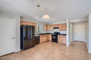 6006 S Hawks Hollow Ct, Tucson, AZ 85747 - Photo 3