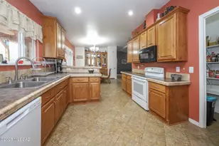 9301 W Bruce St, Tucson, AZ 85735 - Photo 9