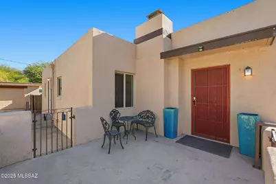 105 S Irving Avenue, Tucson, AZ 85711 - Photo 9