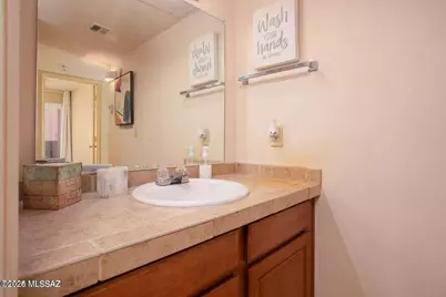 1810 E Blacklidge Drive #106, Tucson, AZ 85719 - Photo 9