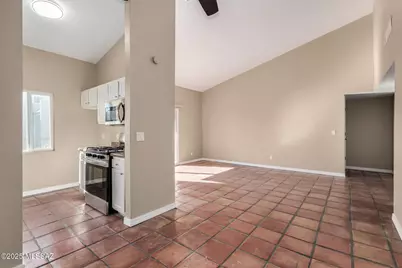 820 S Langley Avenue #205, Tucson, AZ 85710 - Photo 11