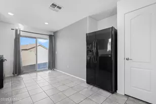 8540 W Magpie Pl, Tucson, AZ 85757 - Photo 11