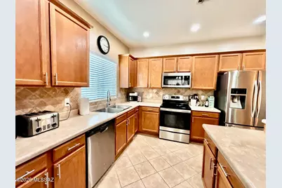 13704 E Via Valle De Lobo, Vail, AZ 85641 - Photo 5