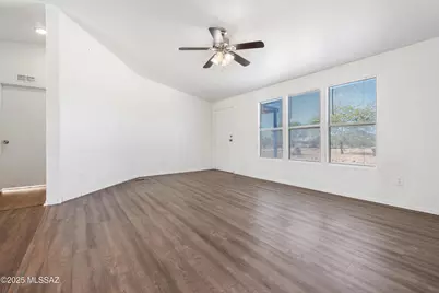 11745 S Kicking Horse Place, Vail, AZ 85641 - Photo 13