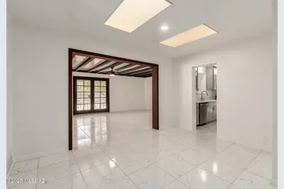 2550 N Van Buren Avenue, Tucson, AZ 85712 - Photo 15