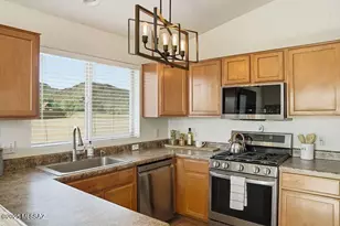 8000 W Mural Hill Dr, Tucson, AZ 85743 - Photo 9