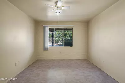 341 W Camino Penasco #B, Green Valley, AZ 85614 - Photo 15
