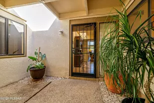 6807 E Dorado Ct, Tucson, AZ 85715 - Photo 3