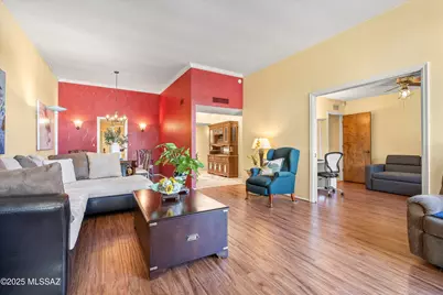 6807 E Dorado Court, Tucson, AZ 85715 - Photo 7