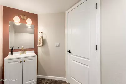 8022 S Fenway Drive, Tucson, AZ 85756 - Photo 15
