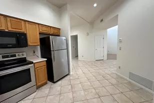 8435 N Hanks Pl, Tucson, AZ 85704 - Photo 13