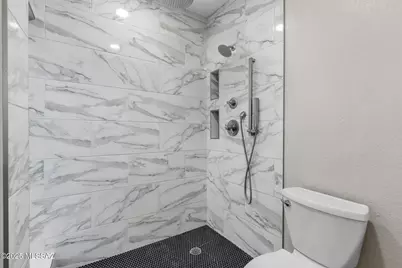 9340 E Paseo Tierra Verde, Tucson, AZ 85749 - Photo 17