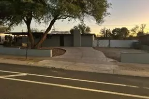 8032 E Kenyon Dr, Tucson, AZ 85710 - Photo 1