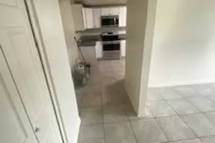 8032 E Kenyon Dr, Tucson, AZ 85710 - Photo 3