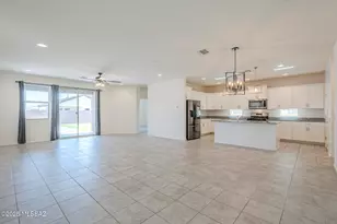 11267 S Weismann Dr, Vail, AZ 85641 - Photo 7