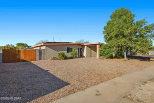 9571 E 33rd St, Tucson, AZ 85748 - Photo 7