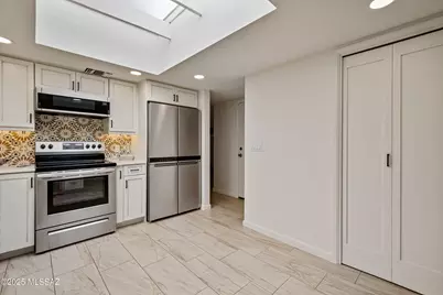 840 E Placita Del Mirador, Tucson, AZ 85718 - Photo 13