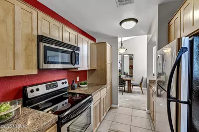 6414 N Tierra De Las Catalinas #32, Tucson, AZ 85718 - Photo 11