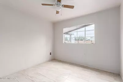 418 E Roger Road, Tucson, AZ 85705 - Photo 17