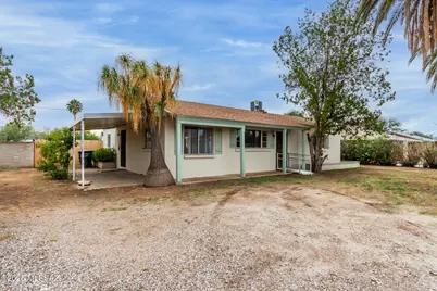 418 E Roger Road, Tucson, AZ 85705 - Photo 1