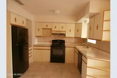 152 E La Pera, Green Valley, AZ 85614 - Photo 7