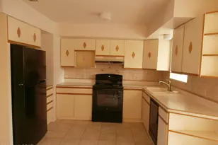 152 E La Pera, Green Valley, AZ 85614 - Photo 7