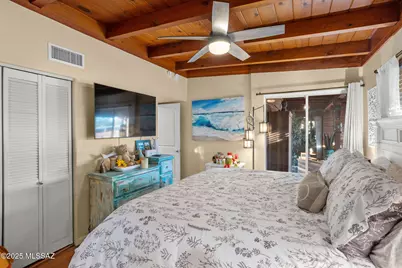 8615 N Hickory Drive, Tucson, AZ 85704 - Photo 17