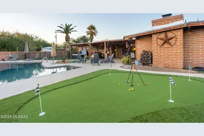8615 N Hickory Drive, Tucson, AZ 85704 - Photo 27