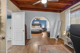 8615 N Hickory Dr, Tucson, AZ 85704 - Photo 21