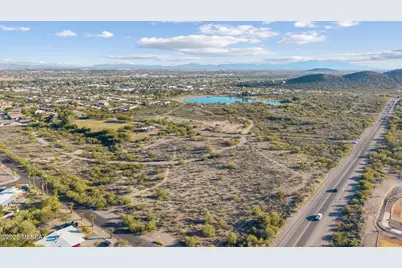 1852 W Caravelle Road, Tucson, AZ 85713 - Photo 29