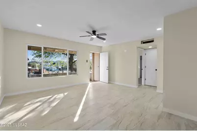 1852 W Caravelle Road, Tucson, AZ 85713 - Photo 9