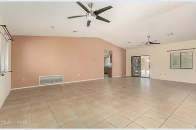 4792 S Meadow Ridge Drive, Green Valley, AZ 85622 - Photo 7