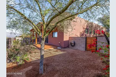 112 S Happy Valley Saddle Drive, Tucson, AZ 85748 - Photo 35