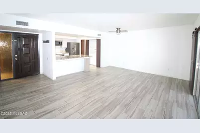 295 E Root Way, Tucson, AZ 85705 - Photo 5