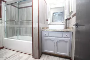 295 E Root Way, Tucson, AZ 85705 - Photo 13