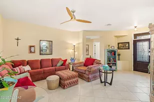 257 N Cobalt Dr, Green Valley, AZ 85614 - Photo 5